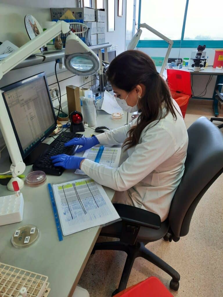 המעבדה המחוזית במחוז לקחה חלק באיסוף דגימות למיפוי המוטציות של ווירוס קורונה בארץ 2