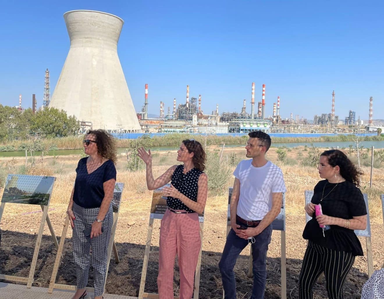 השרה להגנת הסביבה, תמר זנדברג, הביעה תמיכה מלאה בפינוי התעשייה הפטרוכימית בחיפה
