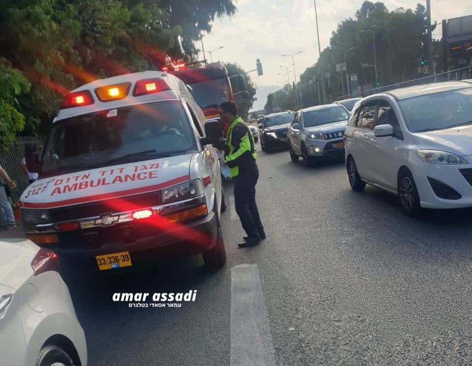 תאונת דרכים בצומת אח＂י אילת בחיפה | צפו
