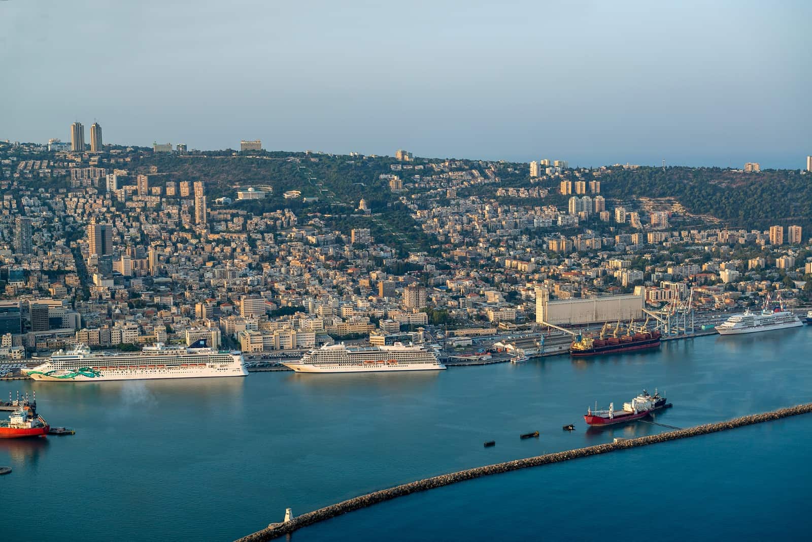 נחתם הסכם חזית הים נמל חיפה בין רשות מקרקעי ישראל לחנ"י ולנמל חיפה
