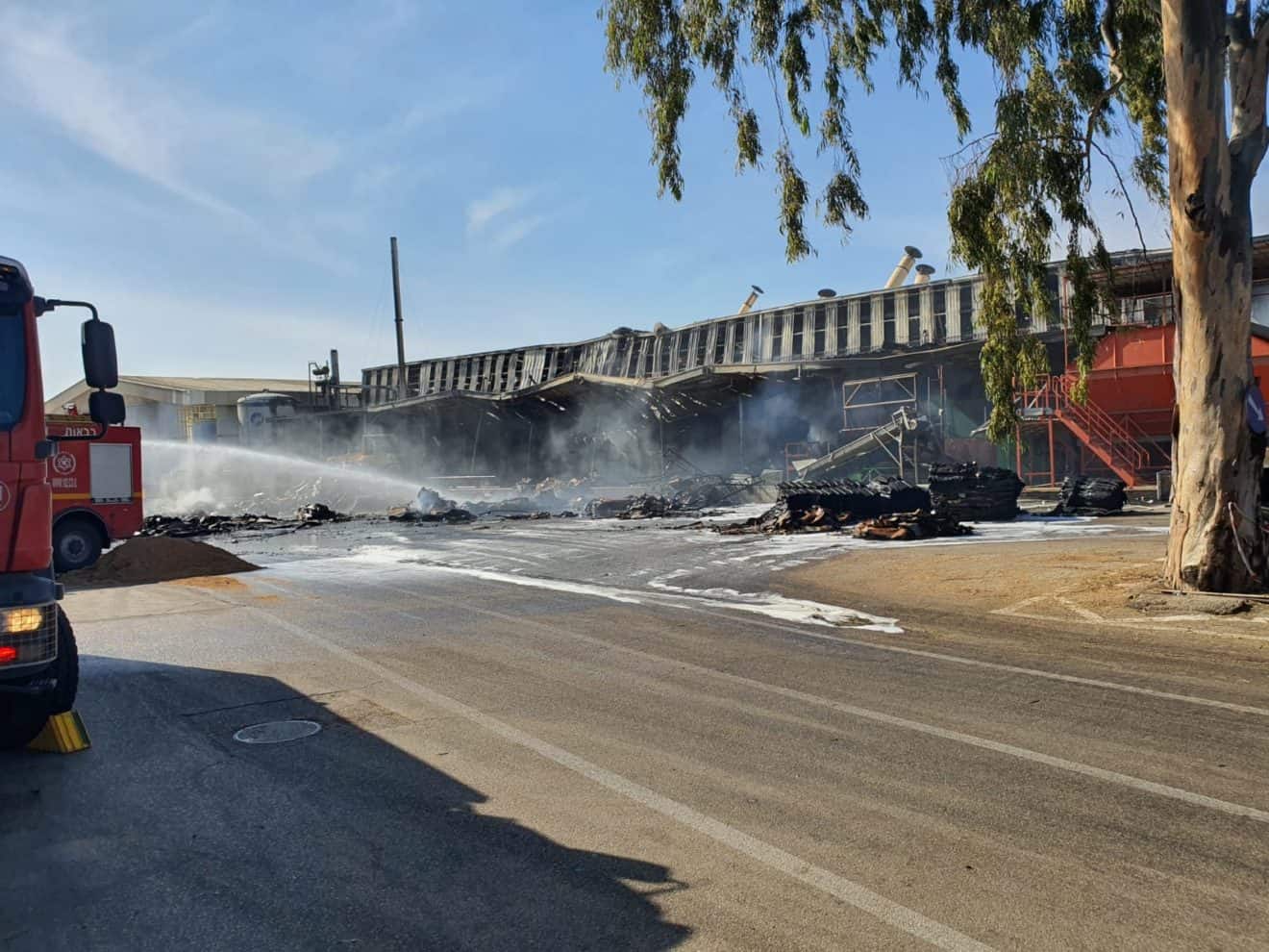 הושגה שליטה בשריפת מפעל ״מילוטל״ סמוך ליישוב לימן
