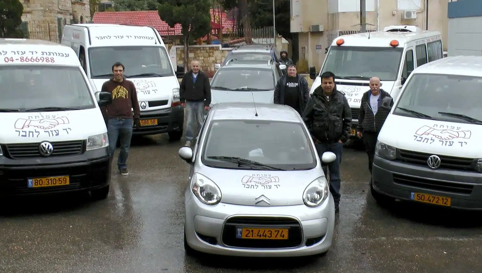 למרות "קורל": עמותת "יד עזר לחבר" ממשיכה לדאוג לניצולי שואה וקשישים בבית החם בחיפה 3 269602989 4403688816420171 1452327934056176824 n