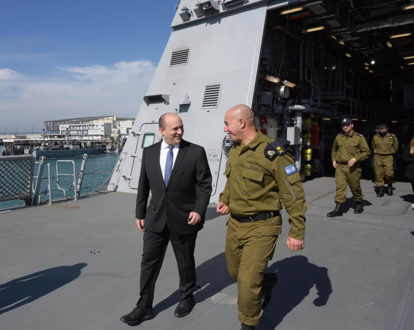 ראש הממשלה, נפתלי בנט, בביקור בחיל הים חיפה