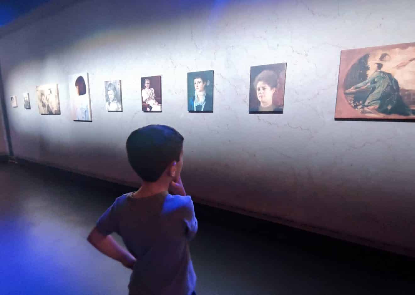 התערוכה הבינלאומית של האמן הנודע גוסטב קלימט במדעטק חיפה | צפו