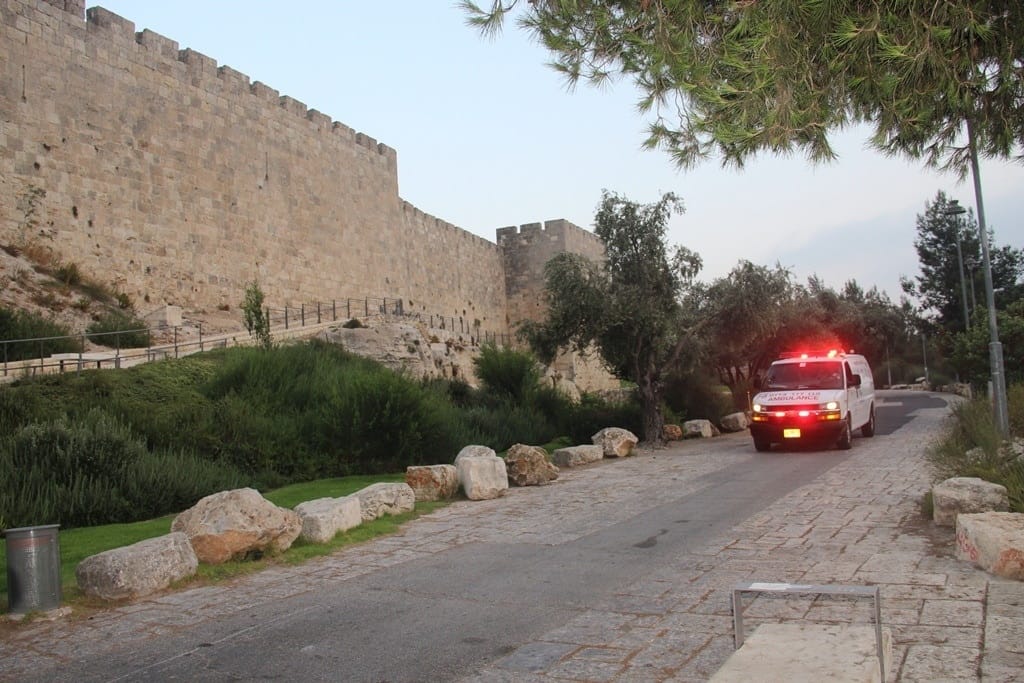 אמבולנס מדא בחומות דוד בירושלים צילום דוברות מדא