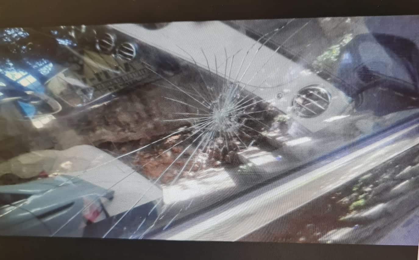 חיפה: תקף עם סכין את בעלי הרכב שאליו פרץ