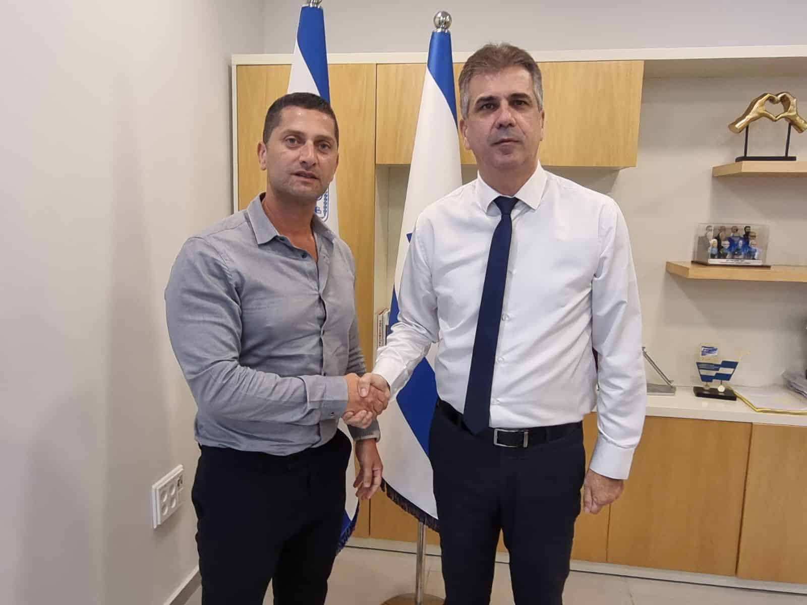 בשורה לתושבי נשר: מגרש ספורט בעיר יקורה בפאנלים סולאריים בעלות של 300 אלף שקלים 1 WhatsApp Image 2026 02 11 at 09.43.44