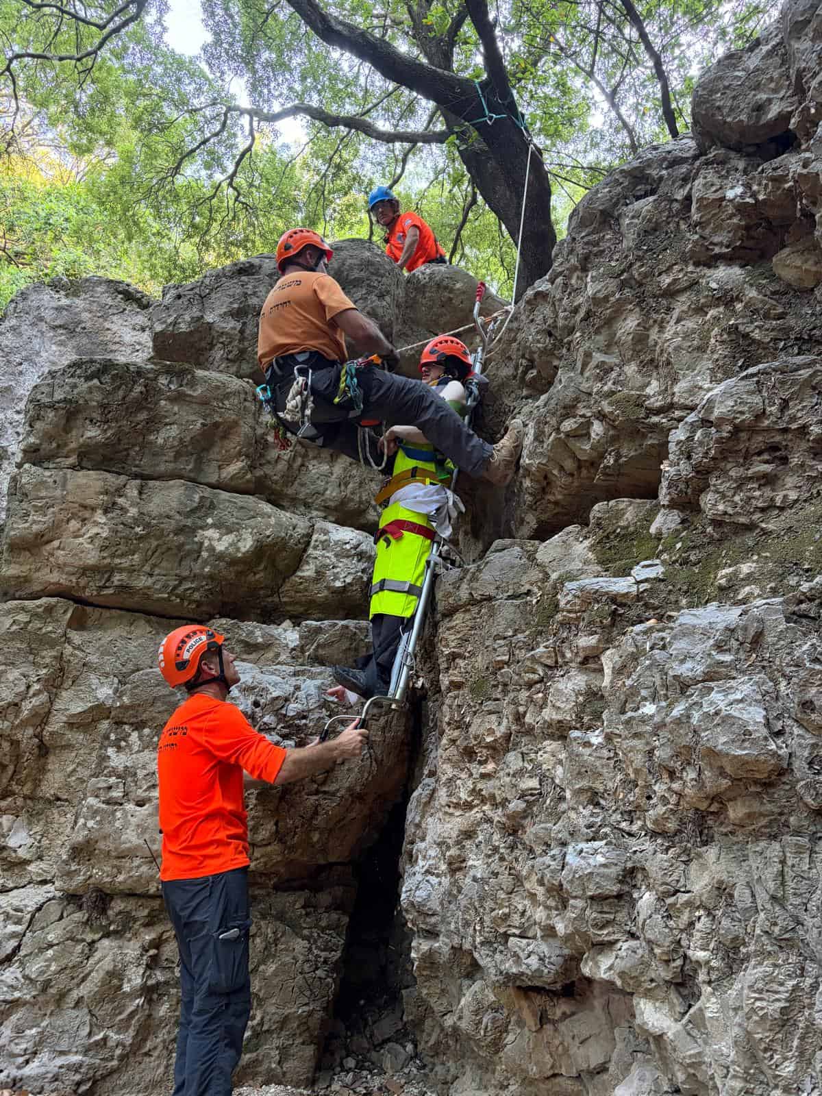 כוננות שיא בגליל ובכרמל: שני חילוצים מורכבים במקביל, קריאה דחופה למטיילים לגלות אחריות 2 WhatsApp Image 2026 07 29 at 20.07.24