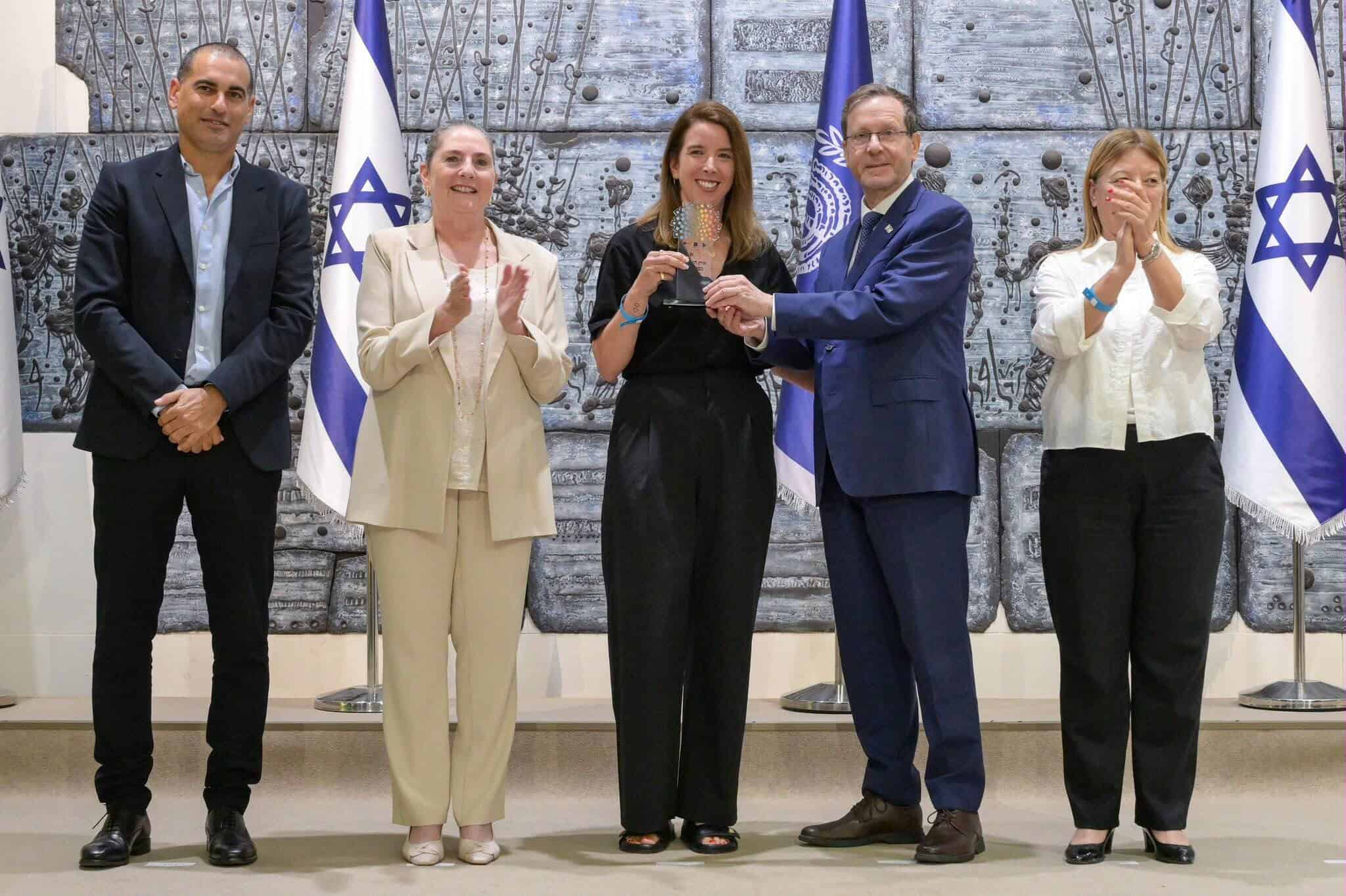 אות הנשיא בספורט 2026: יעקב שחר זכה באות מופת אישי, לצד הוקרה למכבי חיפה ולקריית ים | צפו 3 3