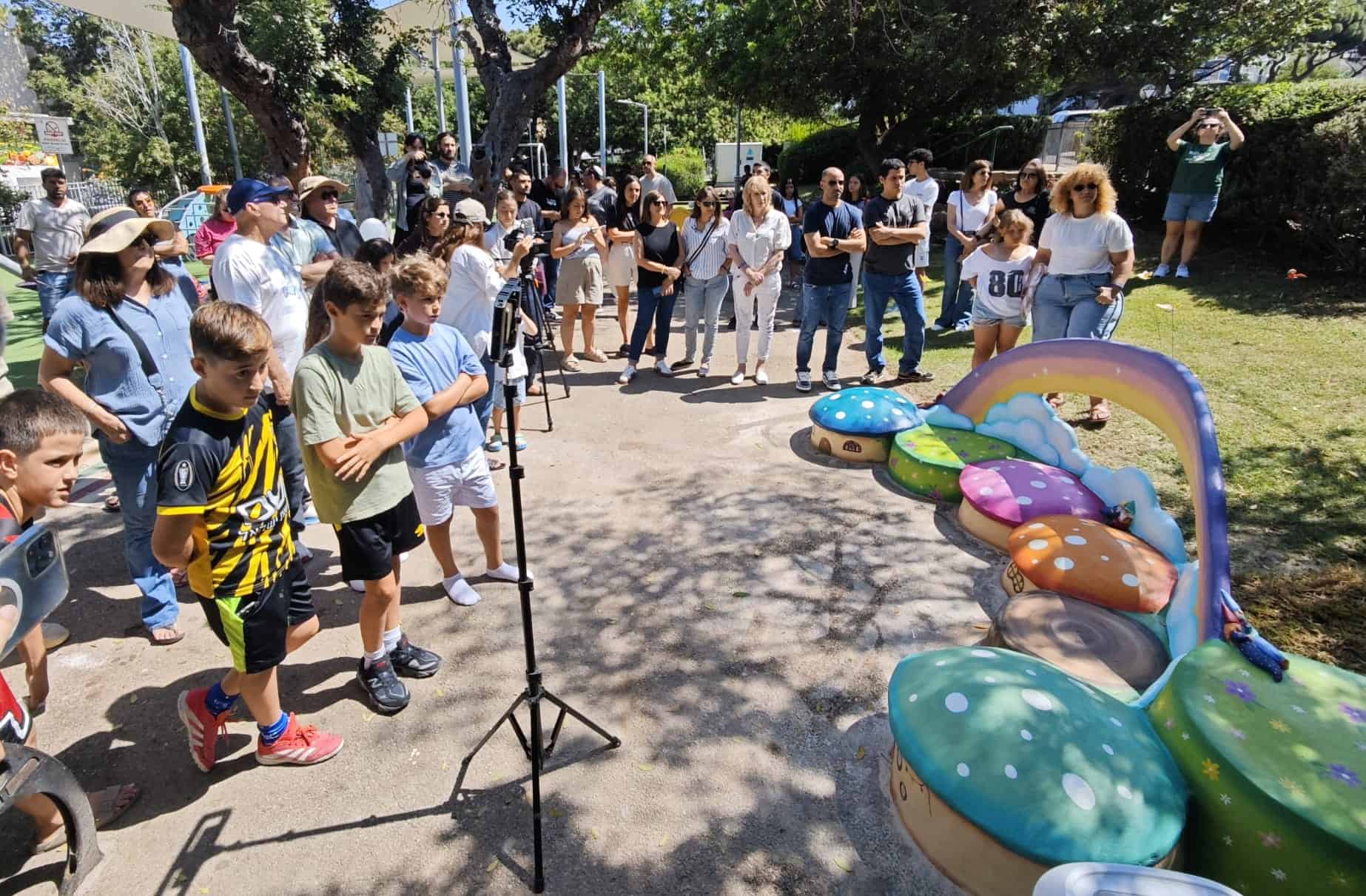 נחנכה בחיפה "פינת החברות הטובה" לזכרם של אלעד שפירא ז"ל ועינב פלד ז"ל | צפו 3 WhatsApp Image 2026 08 07 at 16.49.47 1