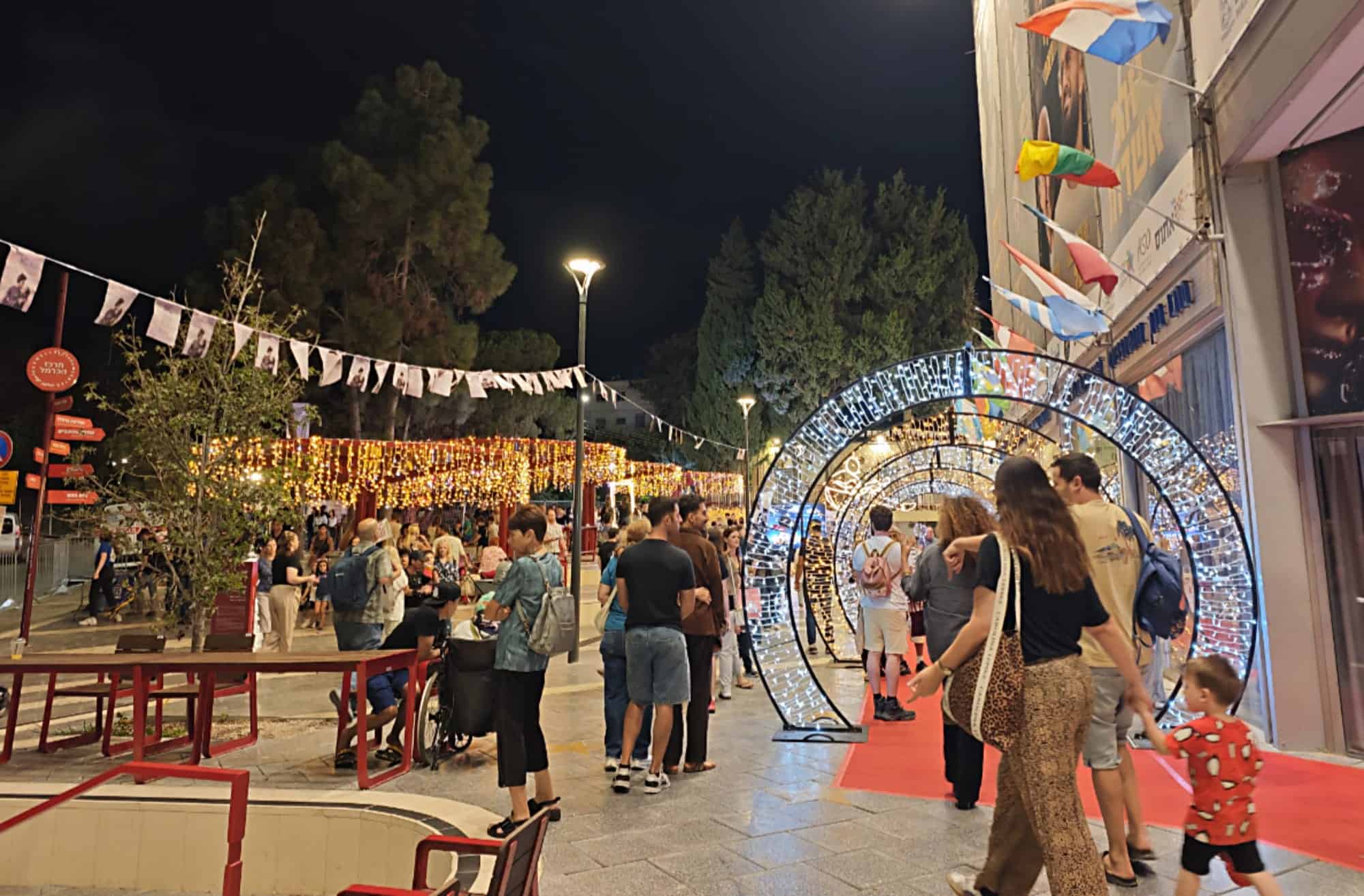 פסטיבל הסרטים בחיפה: הקהל חזר למרכז הכרמל | צפו בתמונות 4 WhatsApp Image 2026 09 29 at 12.22.49 3